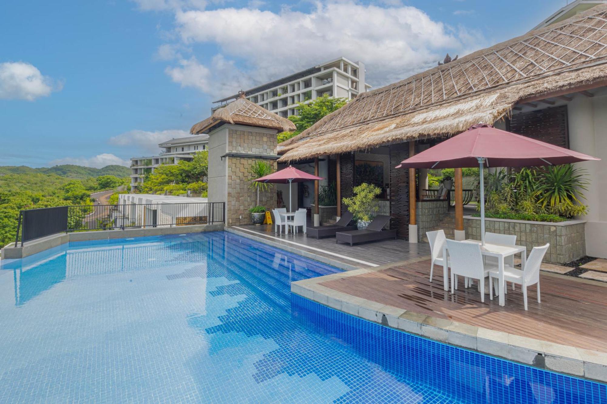 The Sterling Uluwatu (Bali)