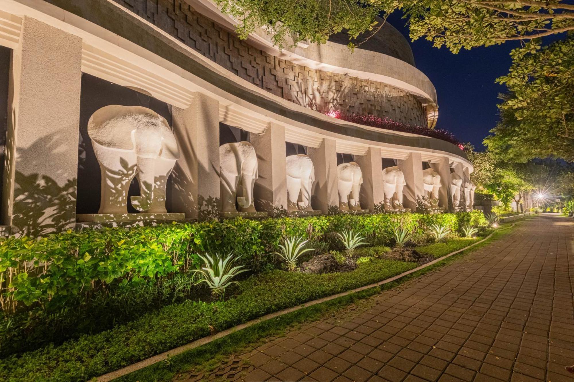 The Sterling Villa