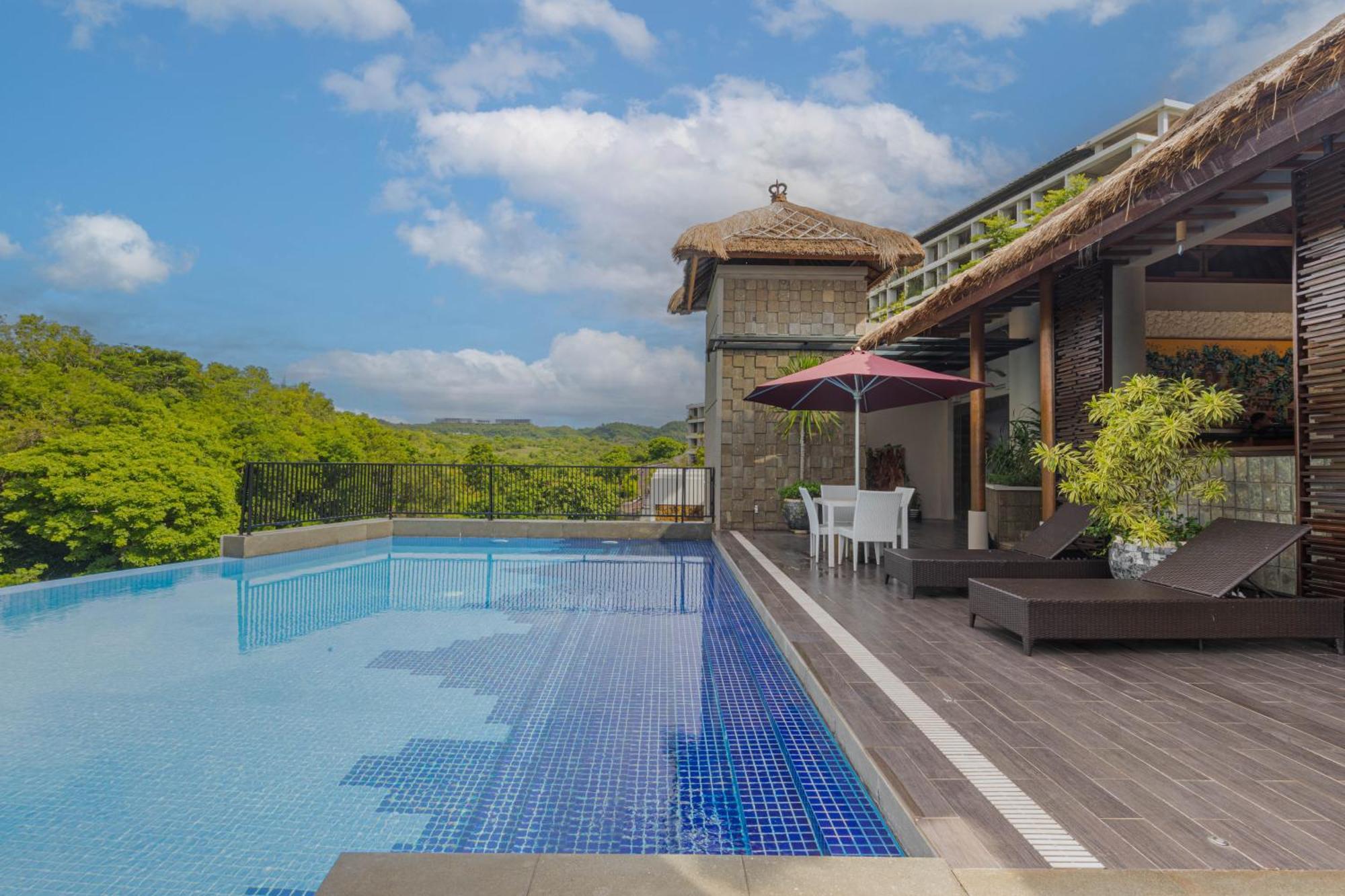 The Sterling * Uluwatu